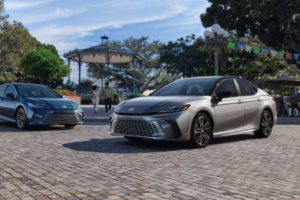 中高級車的反擊戰：凱美瑞、邁騰、索納塔