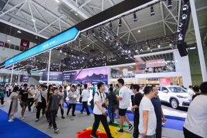 共“智”新時(shí)代，一汽豐田攜全系皇冠新品亮相粵港澳大灣區(qū)車展